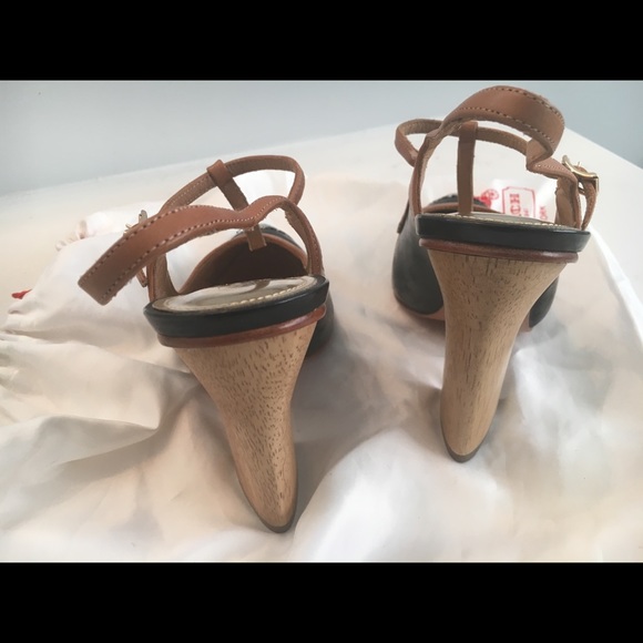 Coach Shoes - Picture 2 of 4